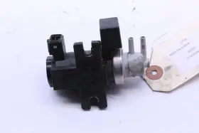 11747595374-22293 Bmw 2009-2012 750i N63 Turbo Charger Pressure Converter Boost Solenoid