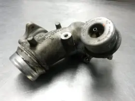 59001030263 Bmw Turbo Air Inlet For 09-13 X5 3.0 Diesel