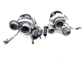 7589086 Bmw 2010-2014 4.4l X6m X5m E70 E71 S63 Garrett Turbo Turbocharger Set L / R Oem