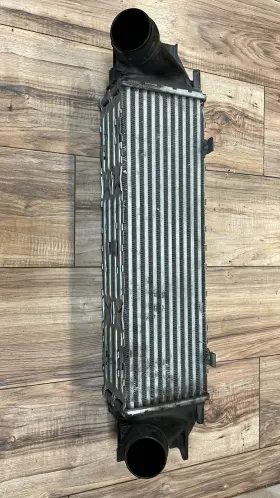7618768-02 Bmw 2011-2016 5-series 528i Intercooler Oem