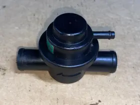084900-040 Denso Air Bypass Valve Bov Blow Off 1986-1991 Mazda Rx-7 Fc3s Jdm