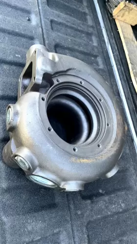 410452-0011 Detroit Diesel Turbocharger Turbine Housing A/r 1.46 P/n 410452-11 Water Cooled