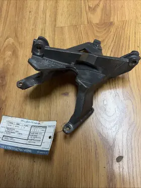 1854824x1 Ford Nos Turbo Bracket
