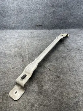 Fl3z-6k864-b Ford Charge Air Cooler Bracket. Oem 2018 F-150 3.5l Xlt Crew Cab
