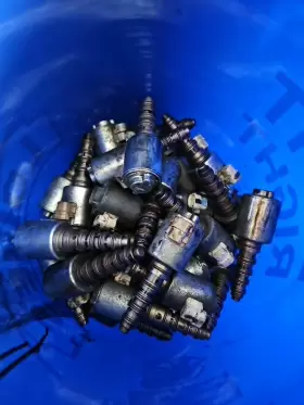 792593-0001 Garrett 40pcs Used Vgt Solenoid 6.0 6.6 6.7 Diesel