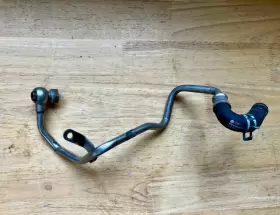 078121598f Genuine Vw Audi 078121598 B5 S4 C5 A6 2.7t Passenger Side Turbo Coolant Supply Feed Line