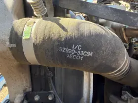 Sz920-33c84 Hino Oem Lh Intercooler Hose Or 2011-2020 258 268 338 J08e Diesel