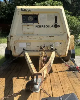 P-185b-w-jd Ingersoll-rand Portable Towable Compressor P185bwjd With 2 Jack Hammers And Hose