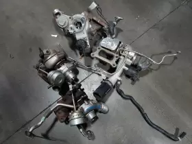 321-50727 Jaguar 2010-2011 Xj 5.0l Turbocharger Turbo 117k Miles Oem Lkq