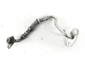 946-107-088-32 Porsche 2015-2018 Macan Driver Turbocharger Oil Inlet Tube 3.0tt