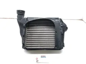 95b.117.340 Porsche 2015-2018 Macan Gts 3.0l Right Pass Front Intercooler Radiator Asse Oem