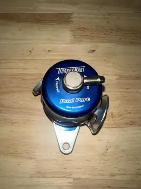 Ts-0205-1135 Turbosmart Blow Off Valve Dual Port For Subaru Blue 2002-2007