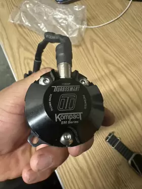 Ts-0223-1086 Turbosmart Blow Off Valve Kompact Bov Em Vr3 For Jeep Wrangler Jl 2.0 Turbo