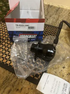 Ts-0223-1287 Turbosmart Kompact Vr7 Plumb Back Bov Chevy/cadillac/gmc 2.0l Turbo