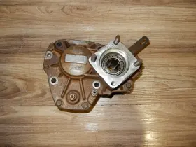 21582747 Volvo 22770448 Genuine Mack Pto Power Take Off Oem