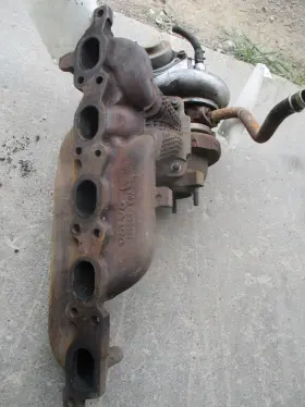 321-53256 Volvo 94-95 850 Turbocharger With Manifold